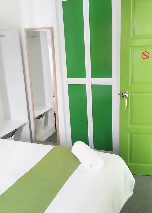 Olive Hotel Johor Bahru 2*,